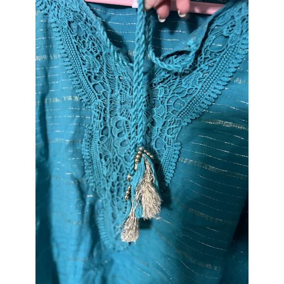 Monroe and Main Blue Boho Oversized Metallic Threading Tassels Lace V-neck - Picture 3 of 7